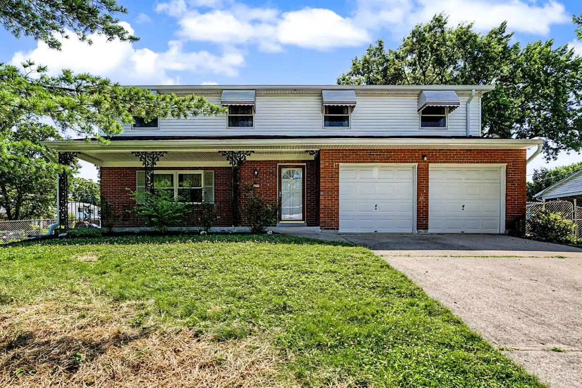 1690 Yellowglen Drive, Cherry Grove, OH 45255 - #1