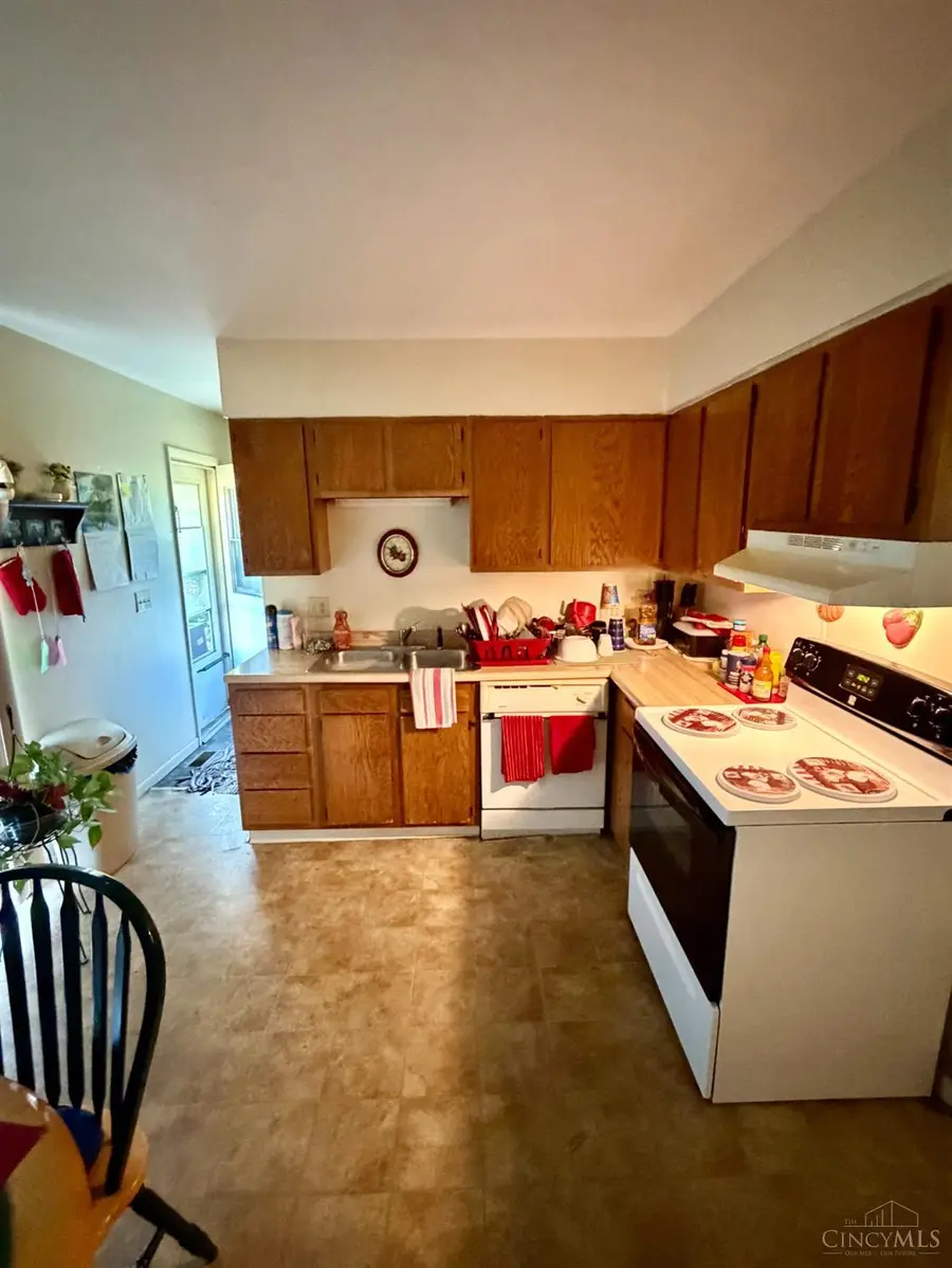 11448 Geneva Road, Forest Park, OH 45240 - #2