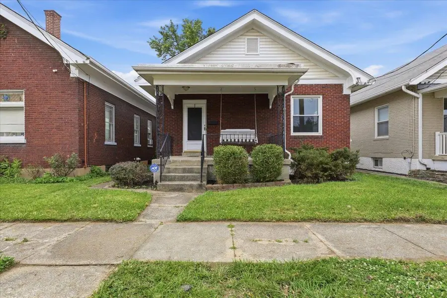 231 Walnut Street, Reading, OH 45215 - #3