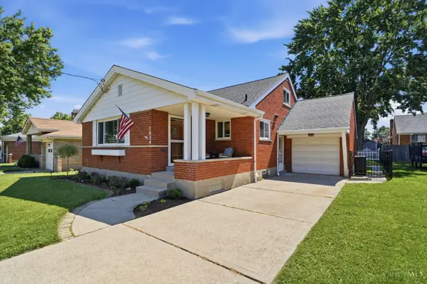 7824 Colton Lane, Deer Park, OH 45236