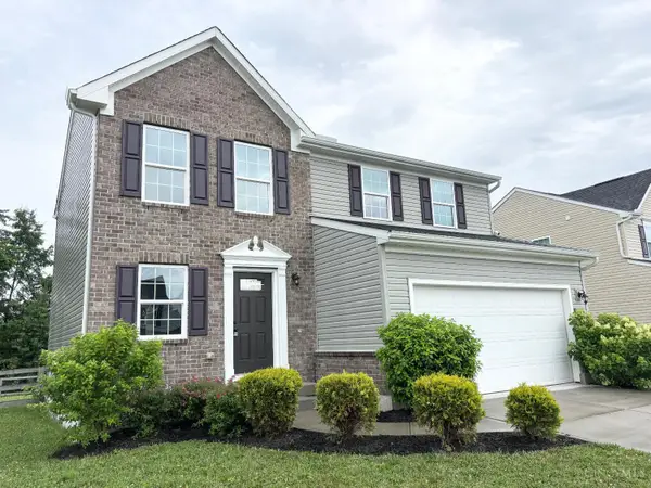 1394 Apple Farm Drive, Amelia, OH 45102