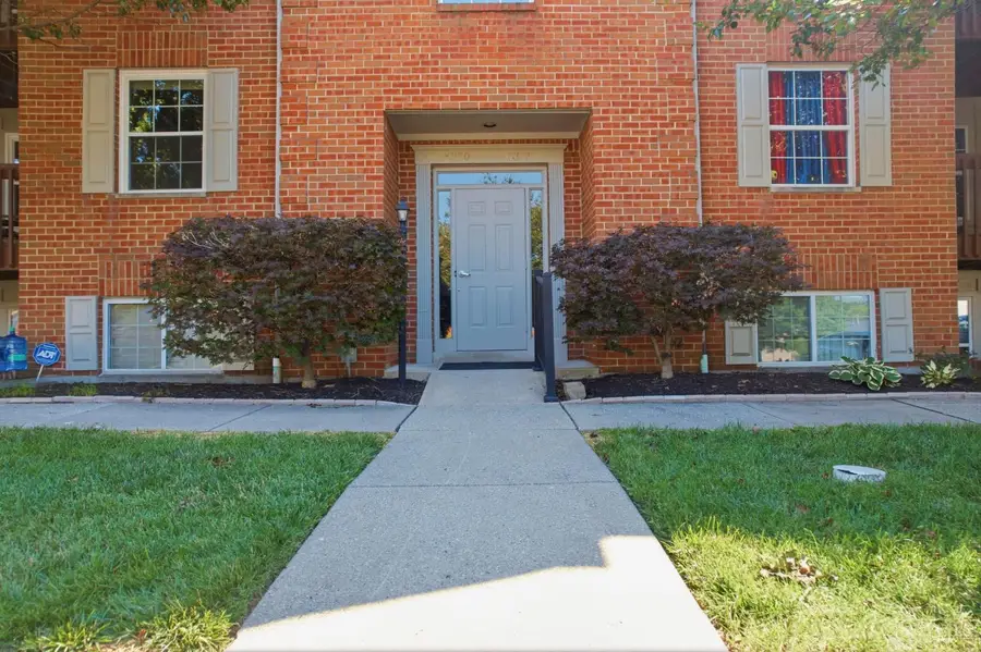 6362 Chimney Ct, Mason, OH 45040 - #2