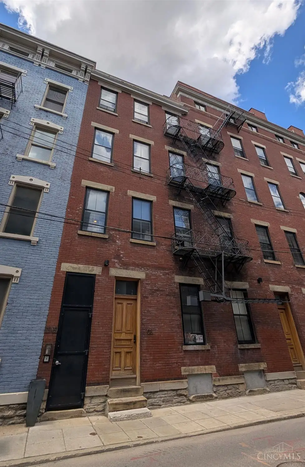26 E 14th St #203, Cincinnati, OH 45202 - #1