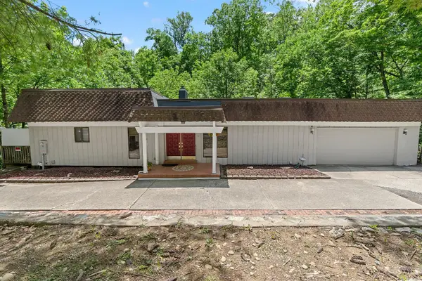 511 W Galbraith Road, Cincinnati, OH 45215