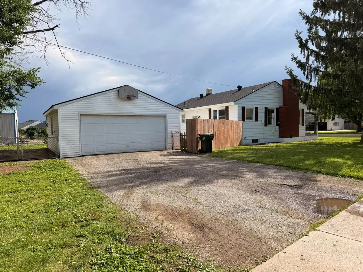 308 Clara Drive, Trenton, OH 45067 - #1