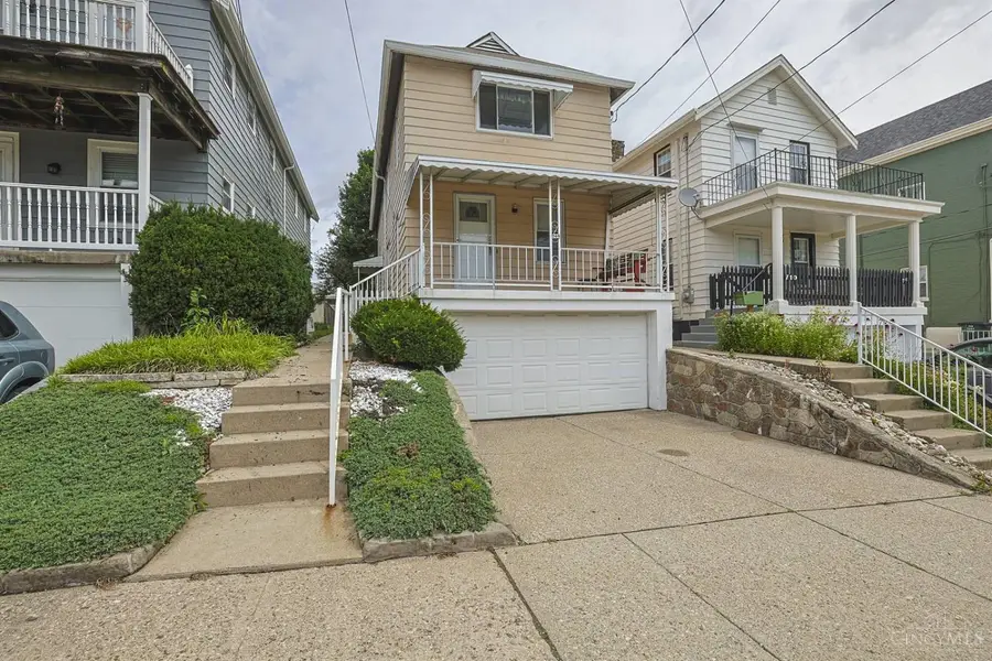 708 E Ross Avenue, Saint Bernard, OH 45217 - #3