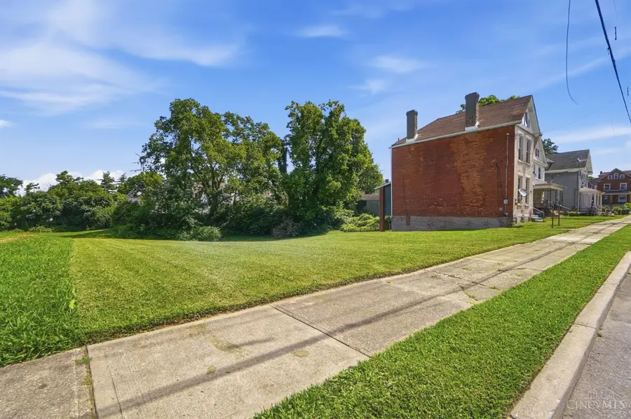 1614 Brewster Avenue, Cincinnati, OH 45207 - #3