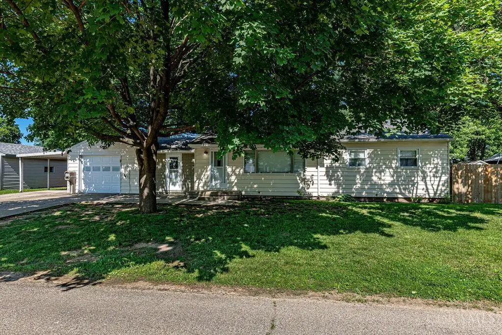 208 Douglas Avenue, Trenton, OH 45067 - #1