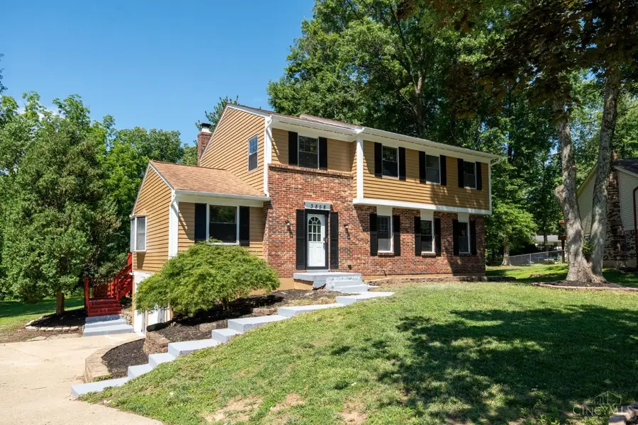 3858 Heritage Oak Drive, Amelia, OH 45102 - #2