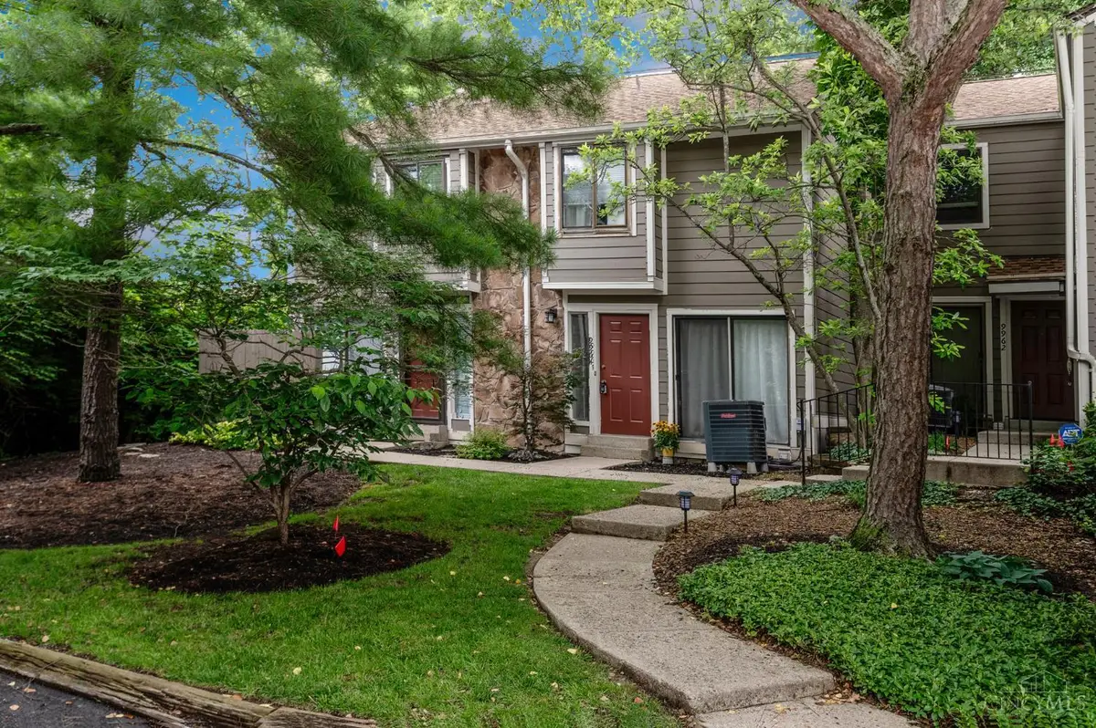 9964 Timbers Drive, Blue Ash, OH 45242 - #1