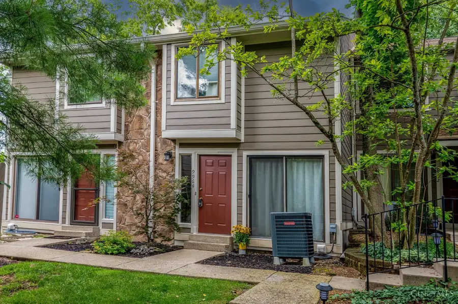 9964 Timbers Drive, Blue Ash, OH 45242 - #2