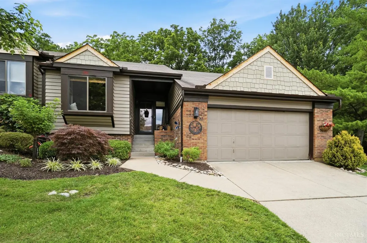 23 Diplomat Drive, Wyoming, OH 45215 - #1