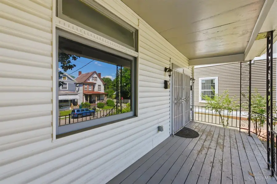 3329 Hackberry Street, Cincinnati, OH 45207 - #2