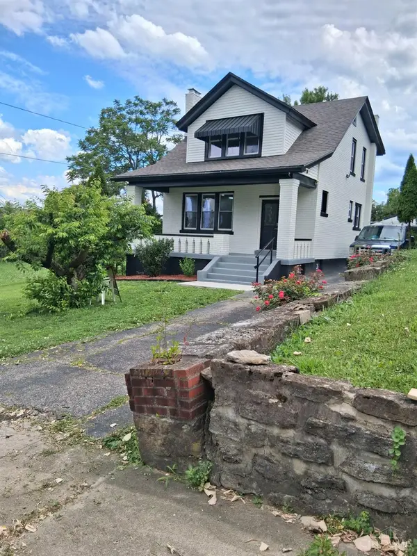 1915 Neyer Avenue, Cincinnati, OH 45225