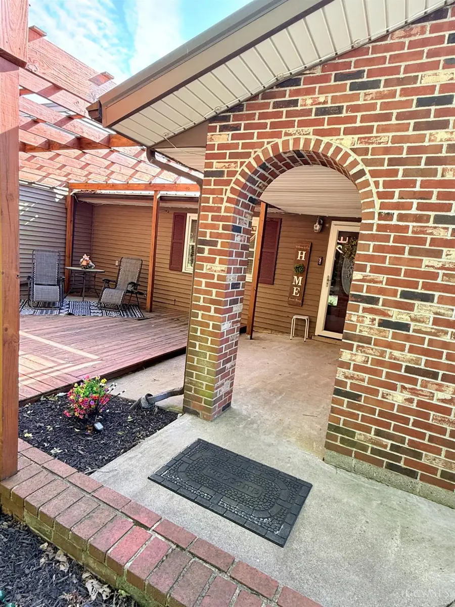 7975 Hinkle Road, Middletown, OH 45042 - #2