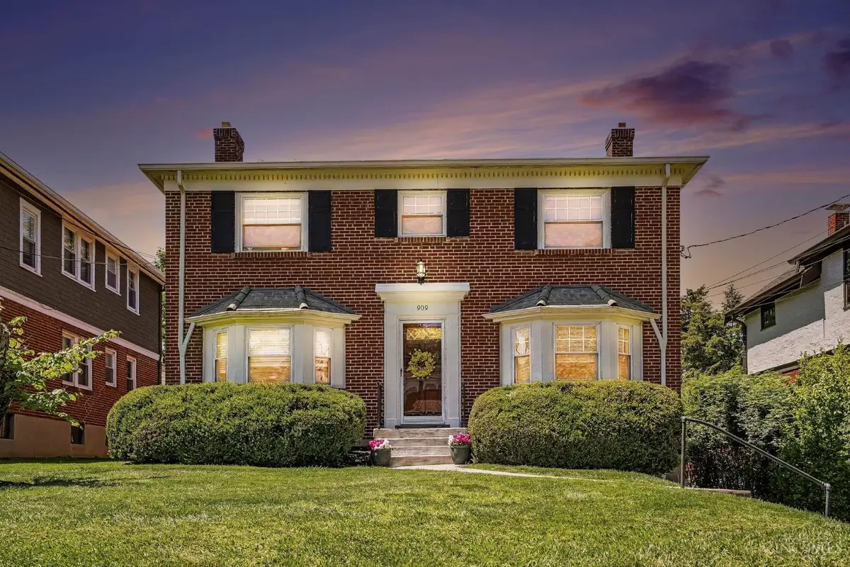 909 Ellison Avenue, Cincinnati, OH 45226 - #1