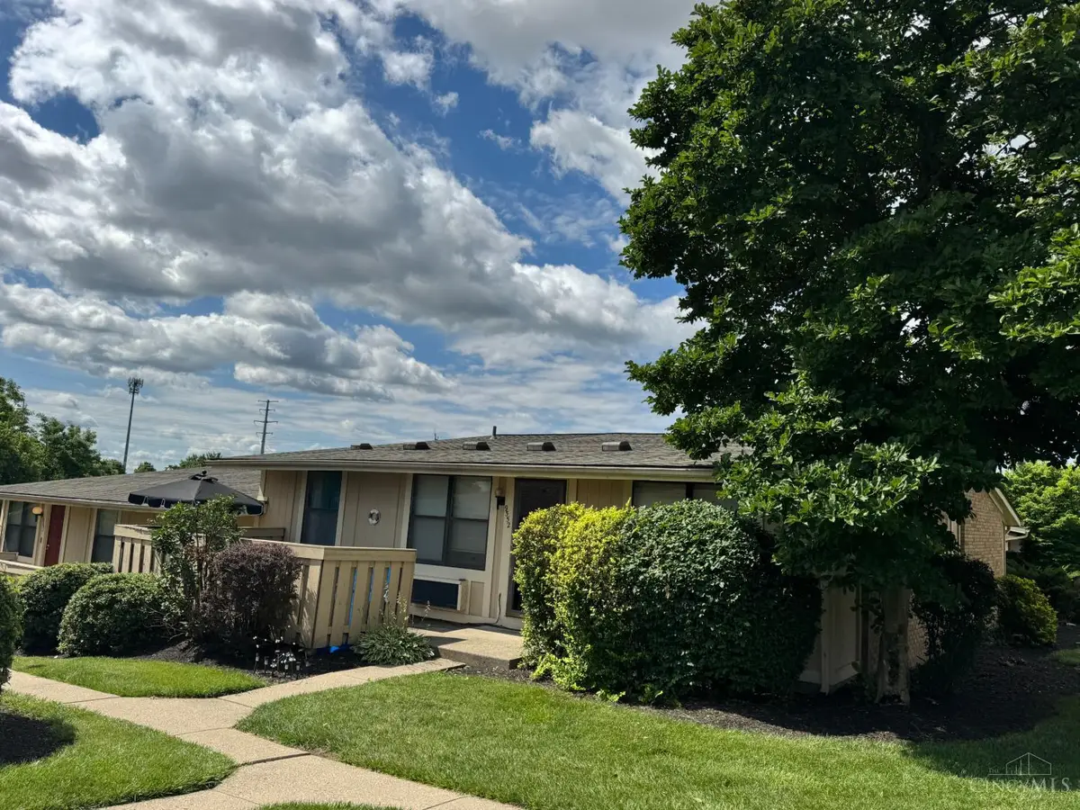 9552 Olde Woods Drive, Hamilton, OH 45011 - #1