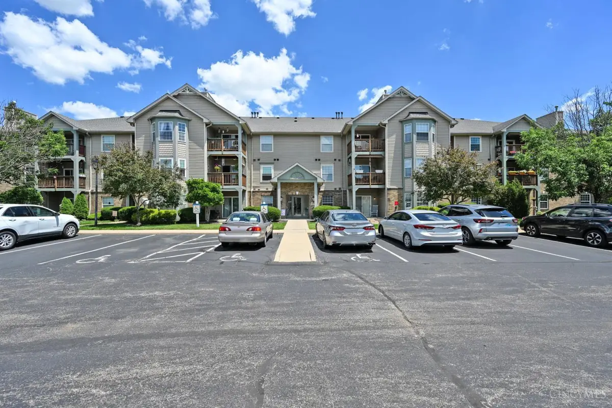4941 N Arbor Woods Court #308, Cincinnati, OH 45248 - #1
