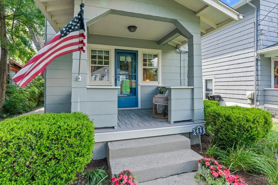 3669 Stettinius Avenue, Cincinnati, OH 45208 - #3