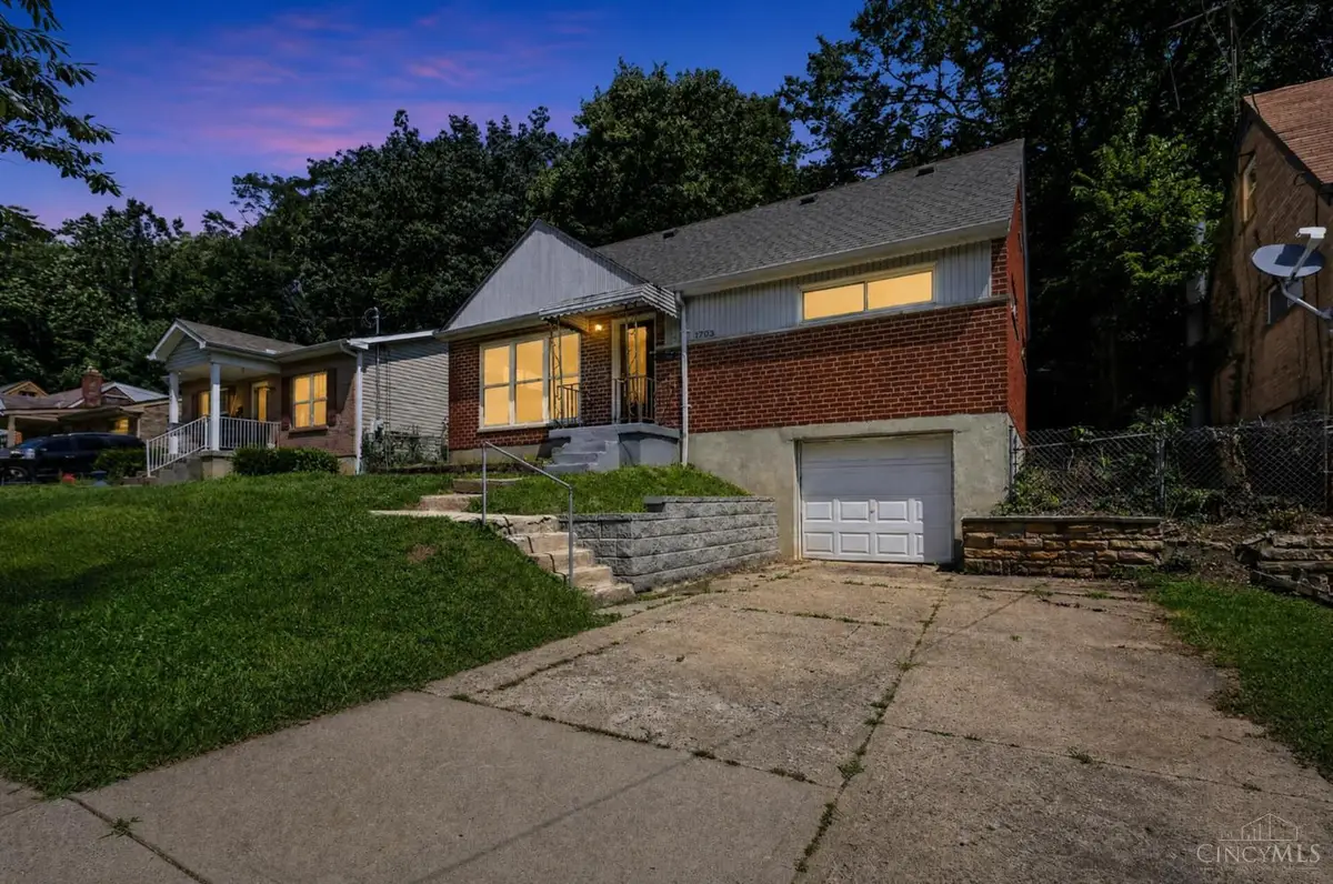 1703 Ashbrook Drive, Cincinnati, OH 45238 - #1