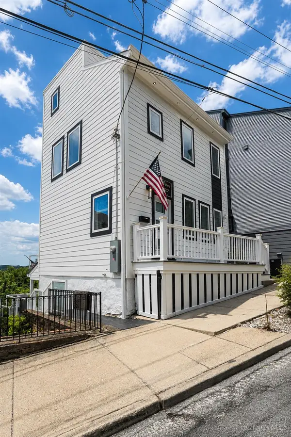 1003 Hill Street, Cincinnati, OH 45202