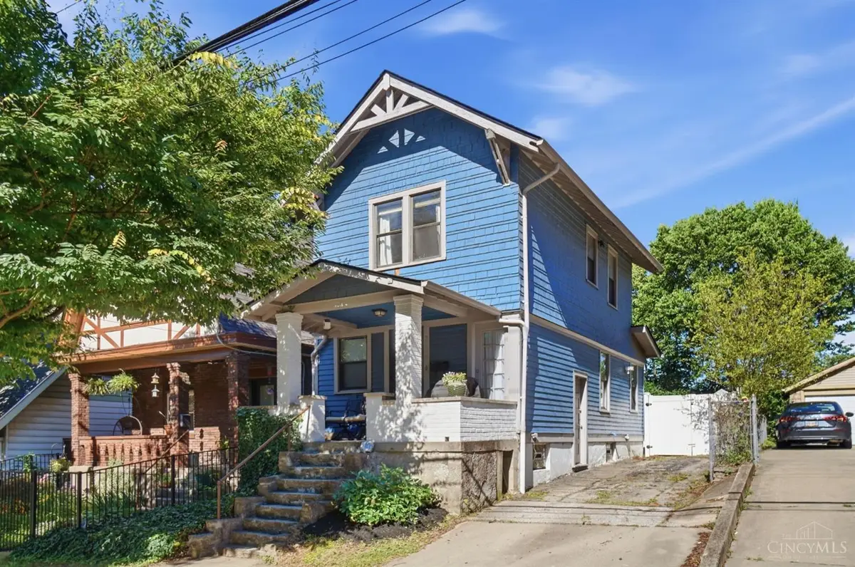 2105 W Clifton Avenue, Cincinnati, OH 45219 - #1