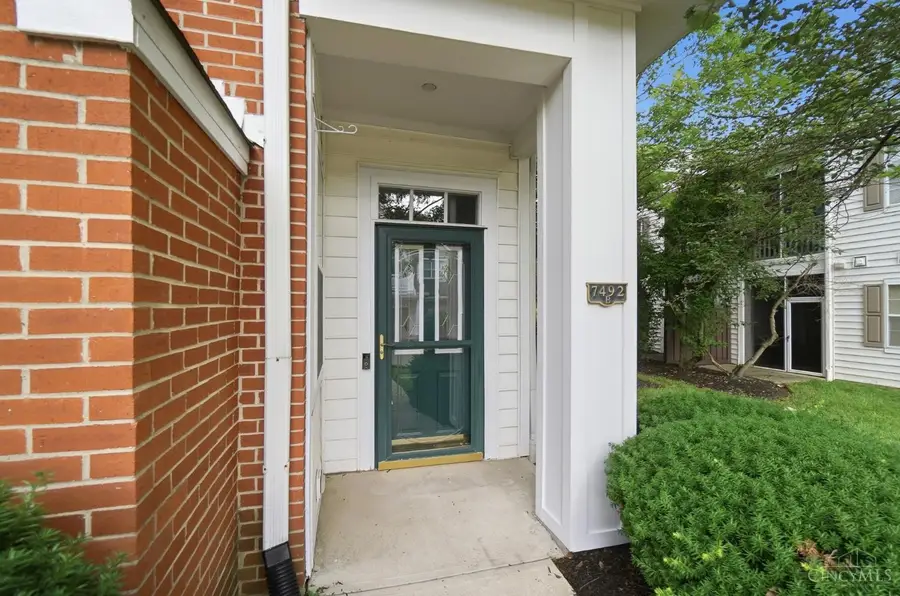 7492 Mansion Circle #B, Deerfield, OH 45040 - #2