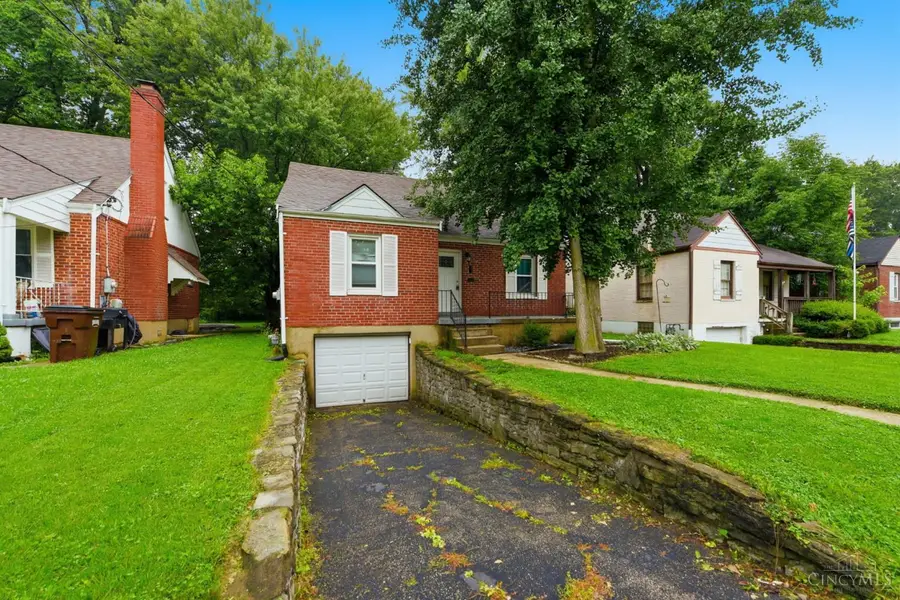 6924 Gloria Drive, North College Hill, OH 45239 - #2