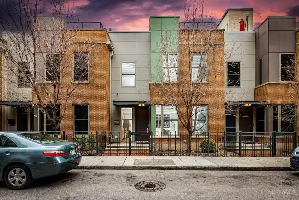 9 Mercer Street, Cincinnati, OH 45202
