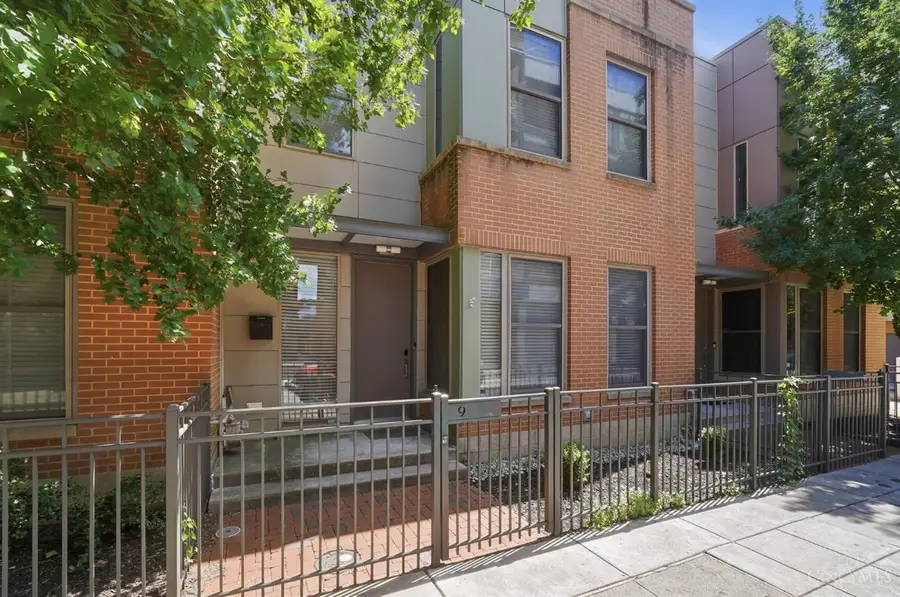9 Mercer Street, Cincinnati, OH 45202 - #2