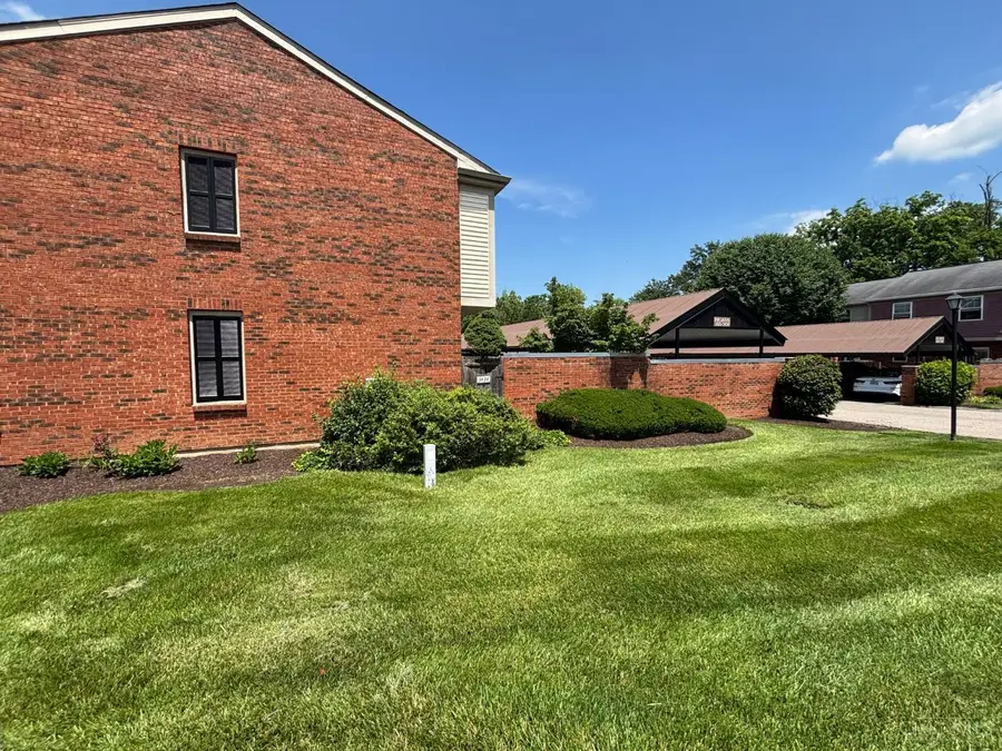 3434 Sunbury Lane, Cincinnati, OH 45251 - #3