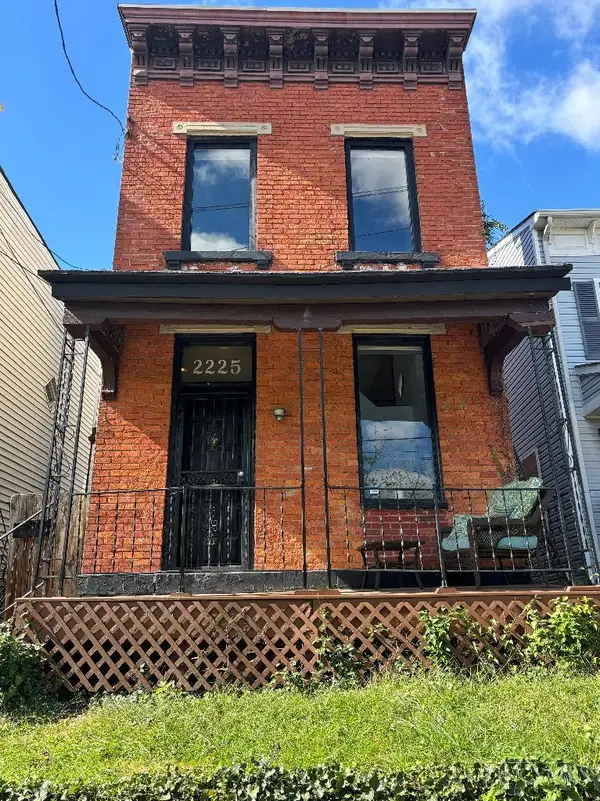 2225 Symmes Street, Cincinnati, OH 45206