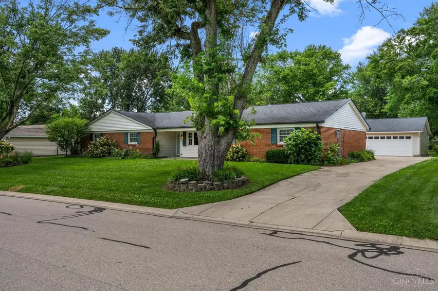 205 Tuxworth Road, Centerville, OH 45458 - #2