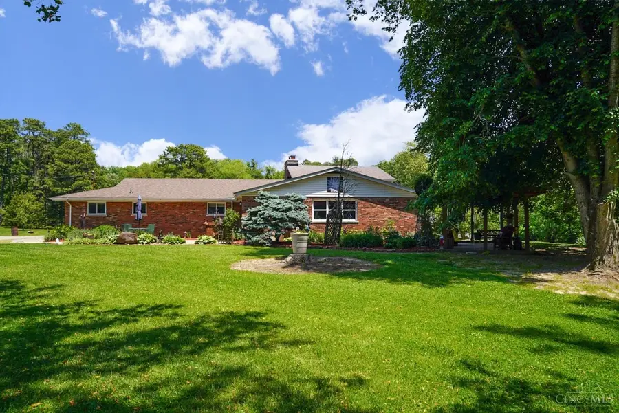 3911 Campbell Road, Perry, OH 45118 - #2