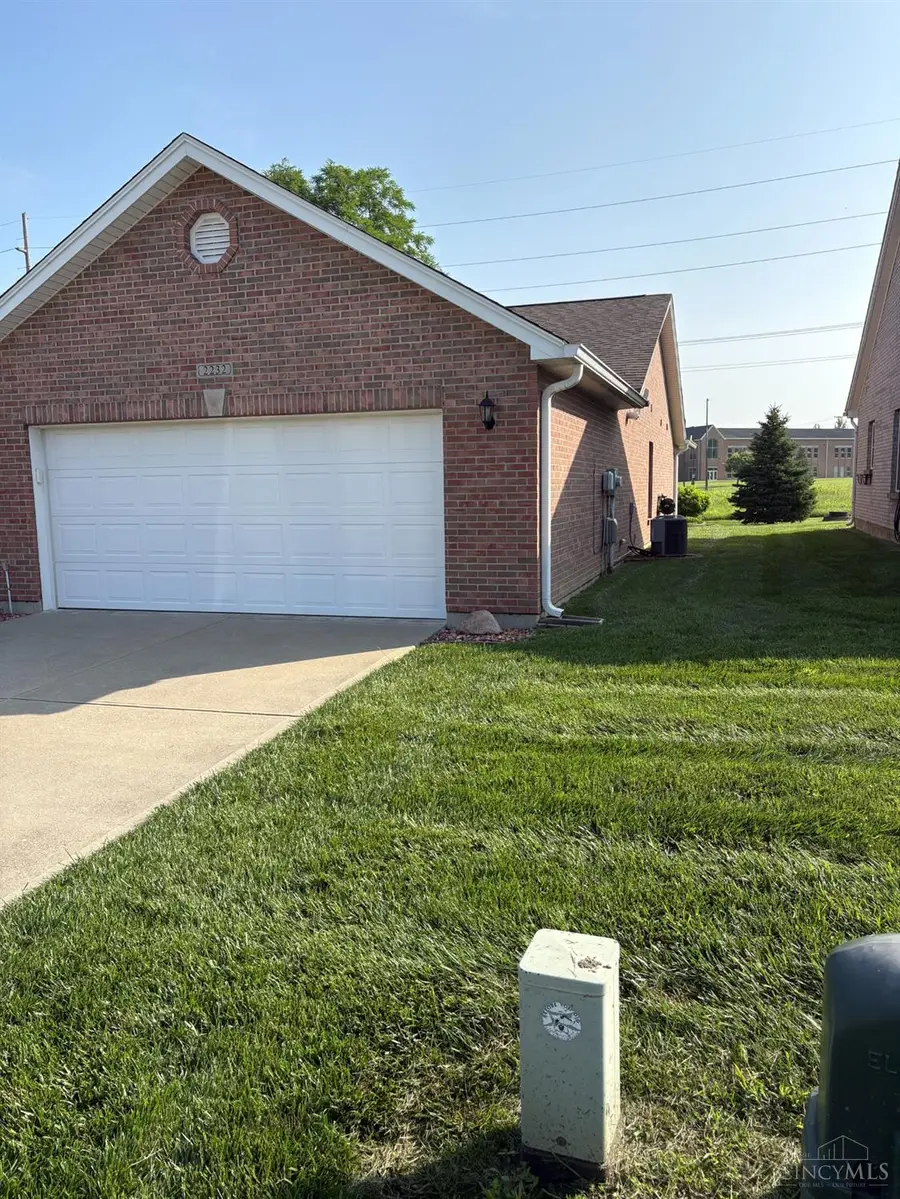 2232 Mossy Grove, Hamilton, OH 45013 - #2