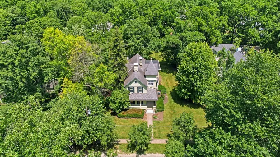 302 Oxford Avenue, Terrace Park, OH 45174 - #2