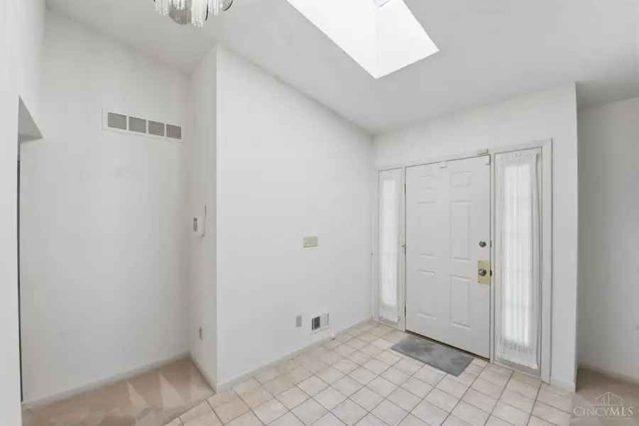 5237 S Eaglesnest Drive, Green, OH 45248 - #3