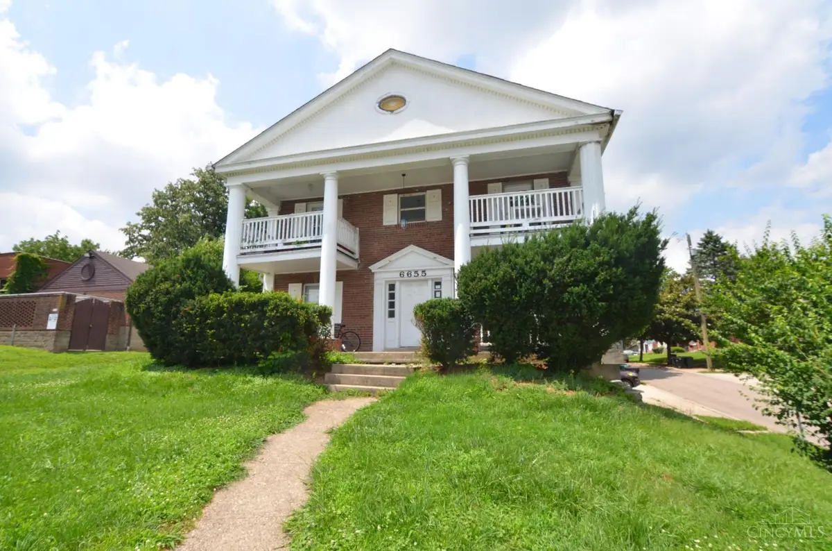 6655 Montgomery Road, Cincinnati, OH 45213 - #1