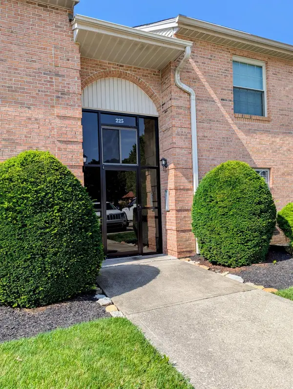 225 Morgans Way #43, Harrison, OH 45030