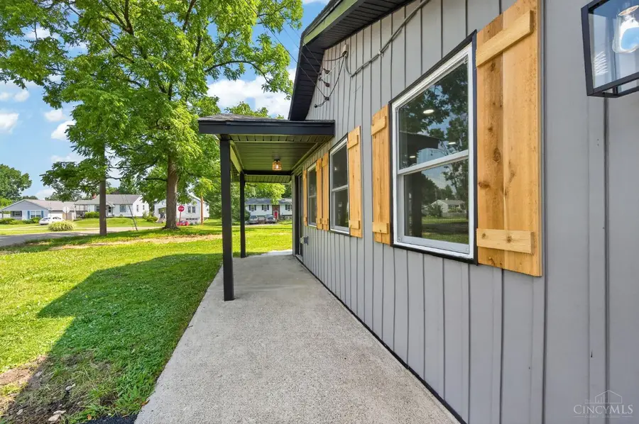 8812 Pine Road, Sycamore, OH 45242 - #3