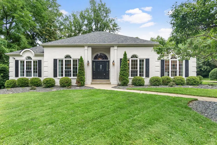 631 Greenwood Avenue, Cincinnati, OH 45229 - #2