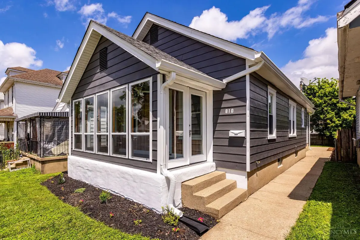 810 N E Street, Hamilton, OH 45013 - #1
