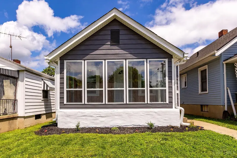 810 N E Street, Hamilton, OH 45013 - #2