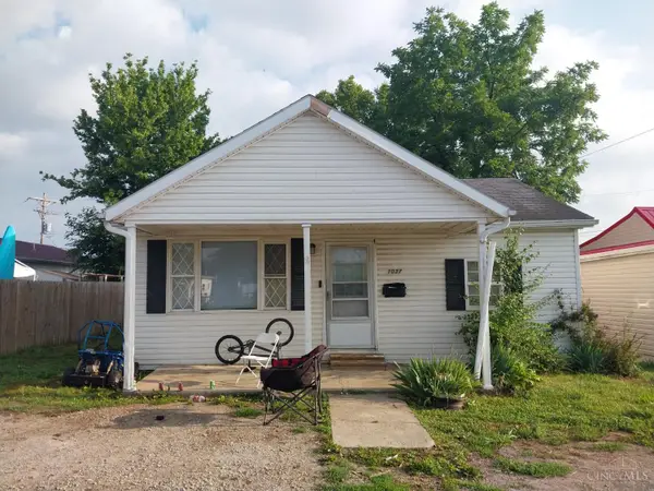 1037 Mirabeau Street, Greenfield, OH 45123