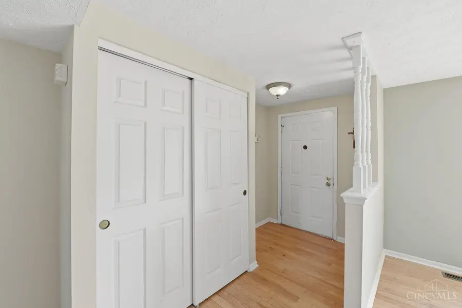 955 Woodlyn Drive N, Anderson, OH 45230 - #3
