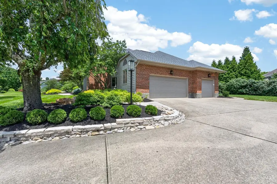 11426 Terwilligersridge Court, Symmes Township, OH 45249 - #3