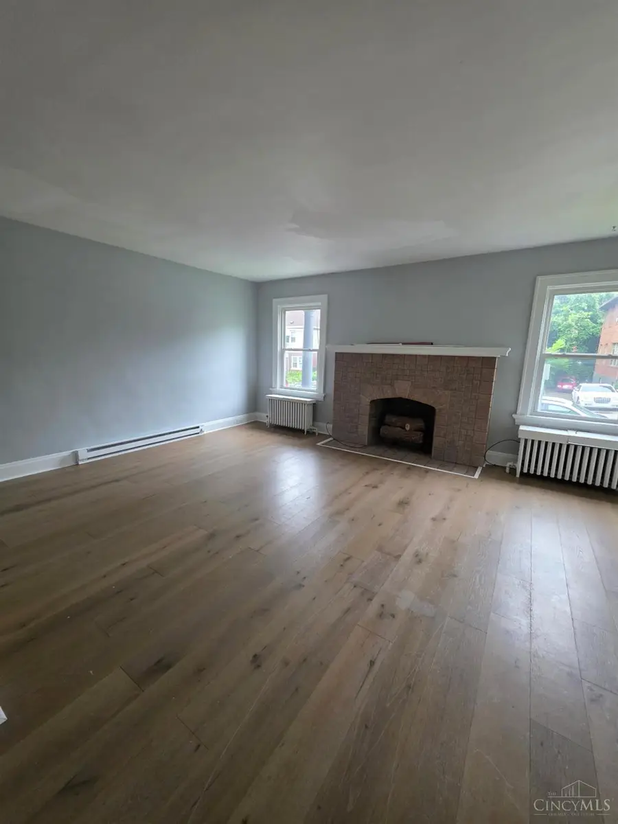 721 Chalfonte Place, Cincinnati, OH 45229 - #3
