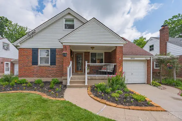 3810 N Broadlawn Circle, Silverton, OH 45236