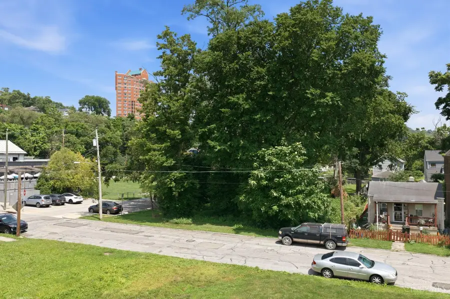 260 Wenner Street, Cincinnati, OH 45226 - #2