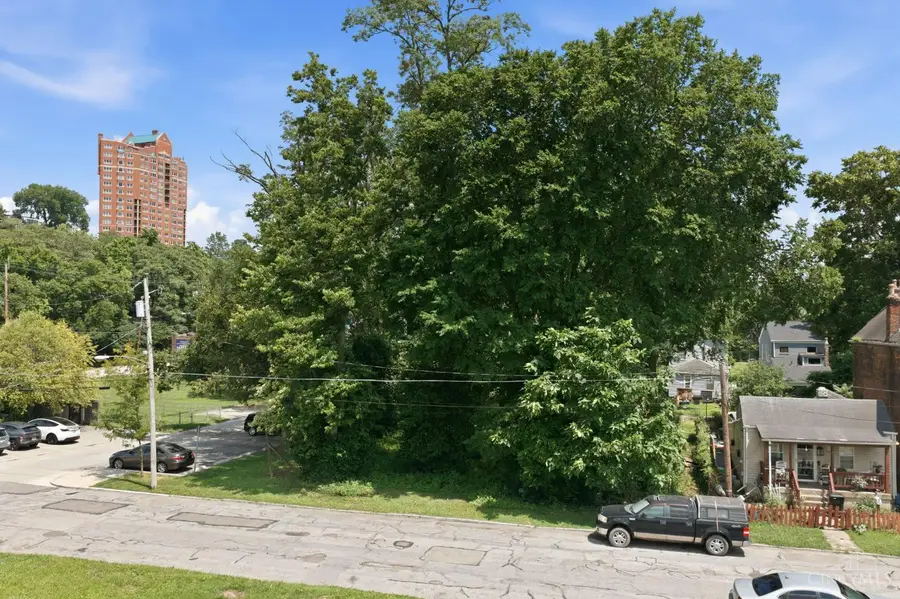 260 Wenner Street, Cincinnati, OH 45226 - #3